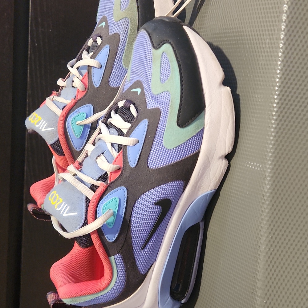 Nike Air Max 200